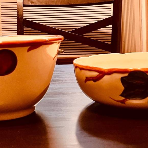 Authentic Franciscan Ware apple dishes Serving lot - Picture 3 of 3